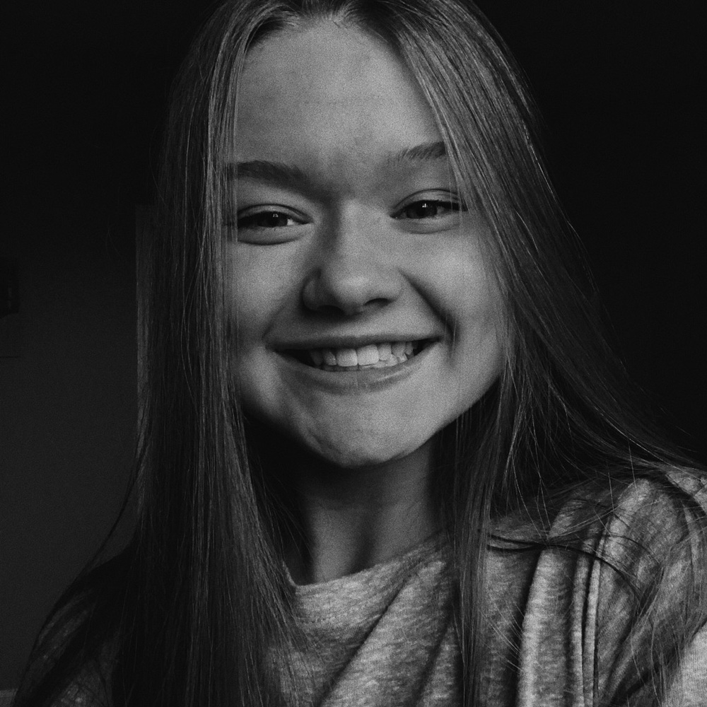 Meet your Posher, Kayla